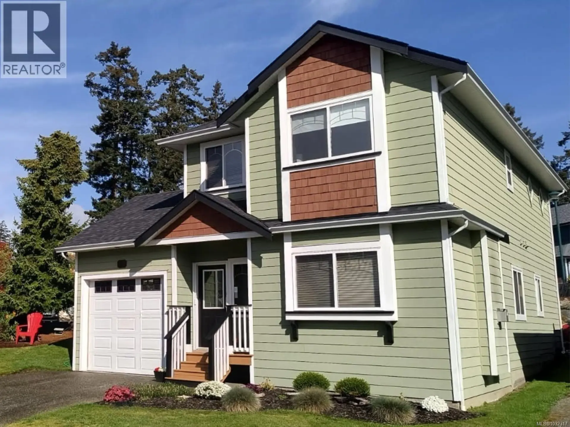 Property at 8 Newstead Cres, View Royal, BC