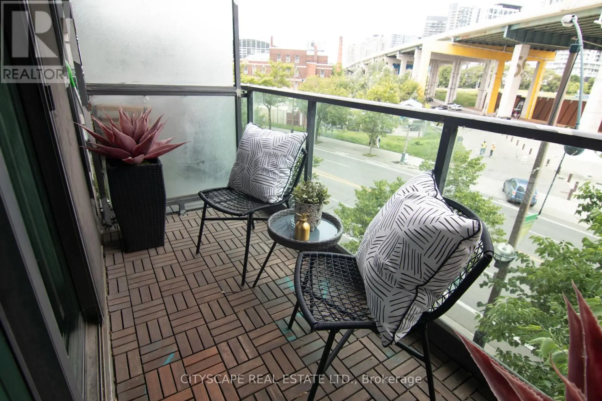 #322 231 FORT YORK BOULEVARD - Image 10
