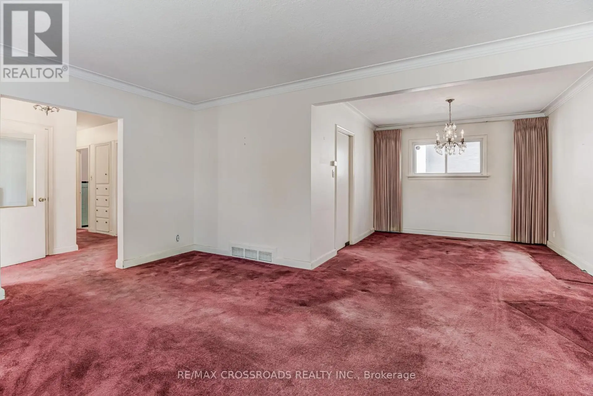 156 FLORENCE AVENUE - Image 5