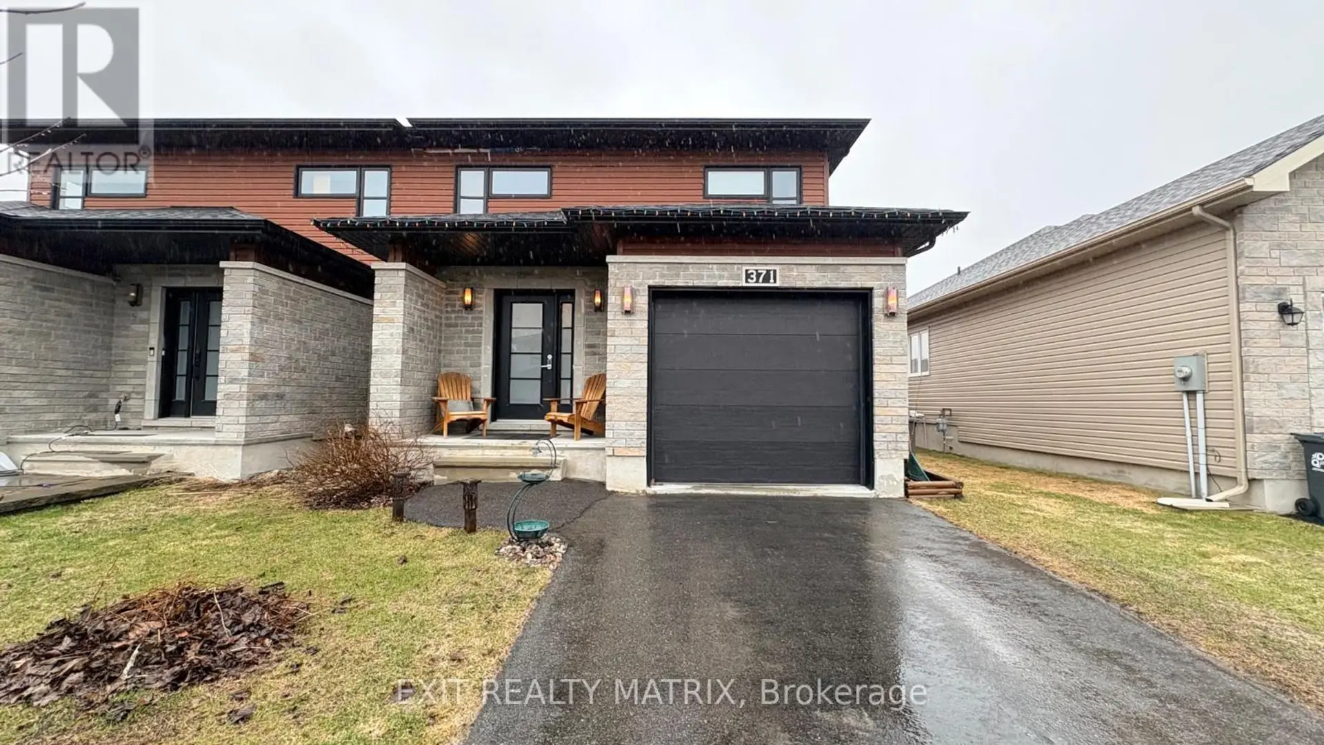 371 TRILLIUM CIRCLE S - Image 1