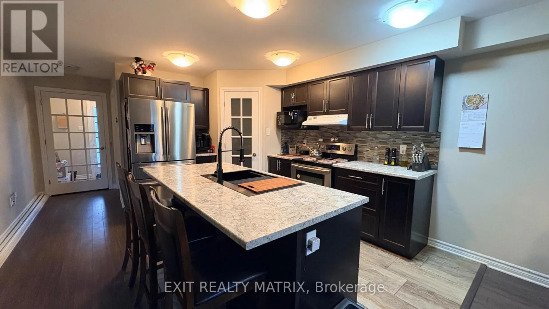 371 TRILLIUM CIRCLE S - Image 4