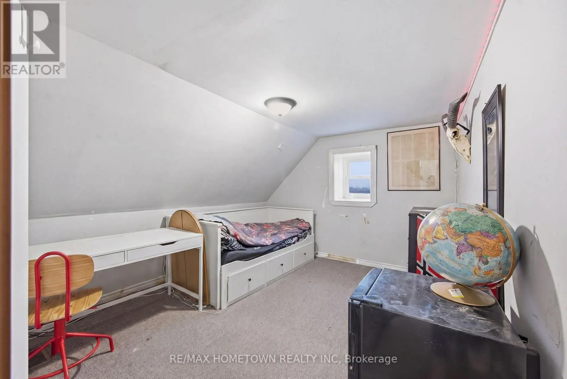 49 ADDISON ROAD - Image 11