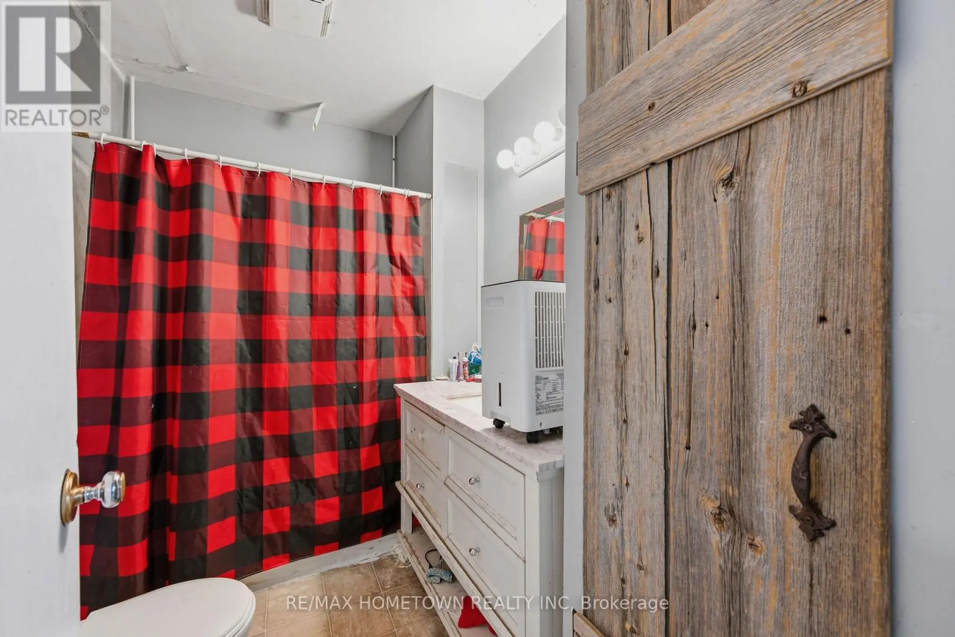 49 ADDISON ROAD - Image 12