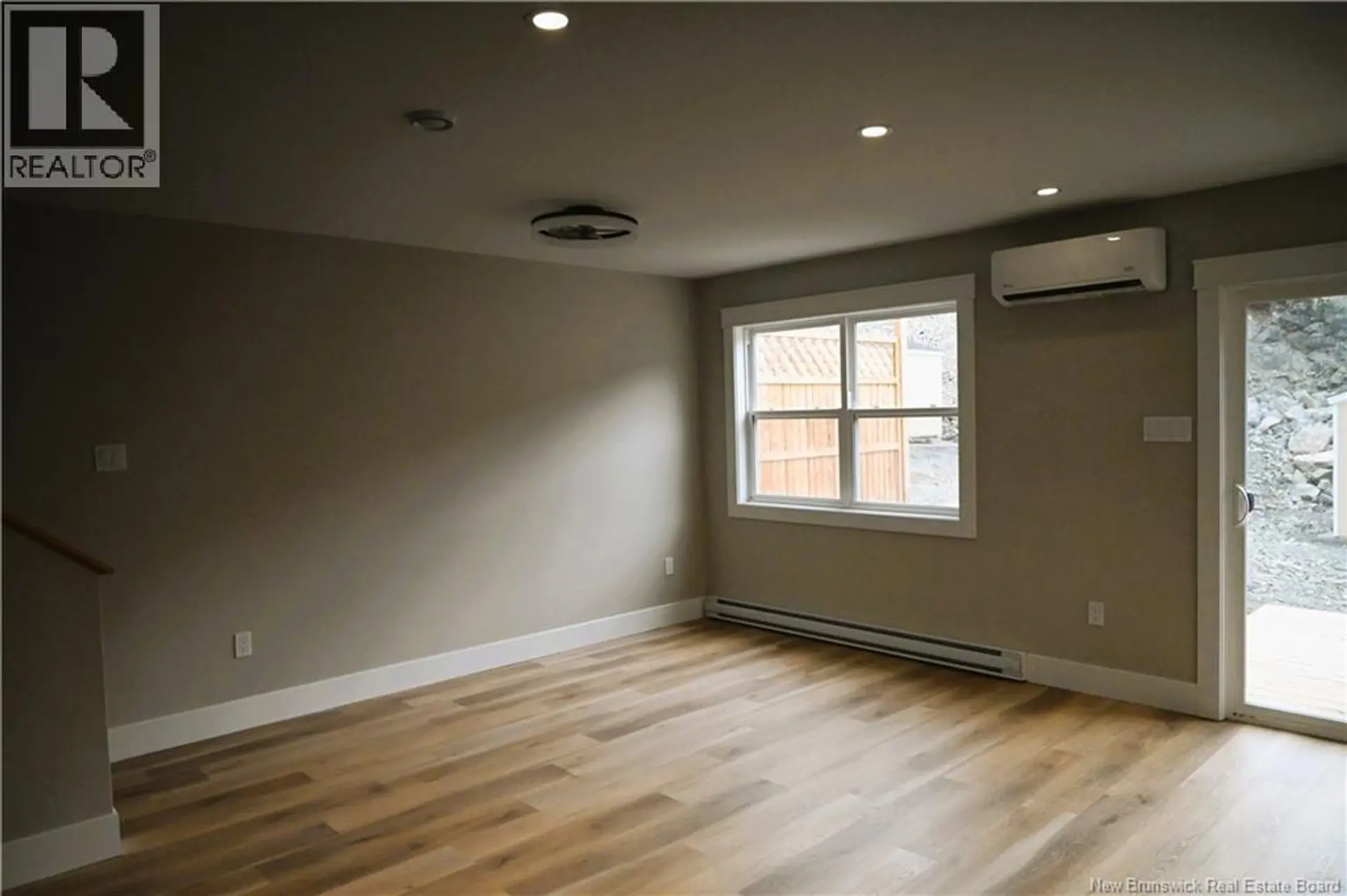 177 ARLINGTON CRESCENT - Image 6