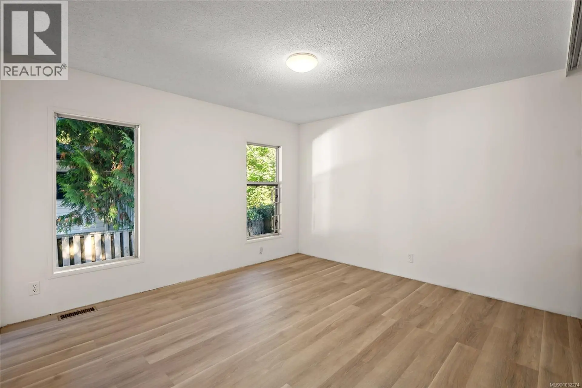 Property at #5 2741 STAUTW RD, Central Saanich, BC