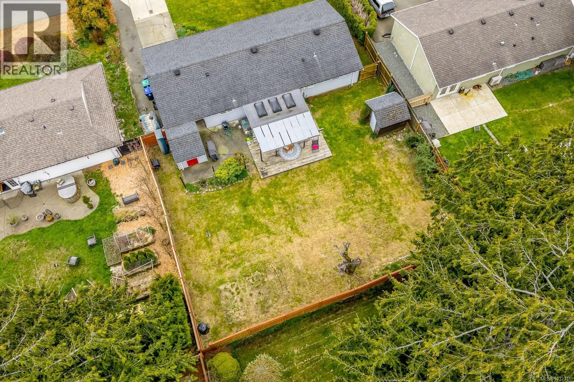 Property at 2188 NOEL AVE, Comox, BC