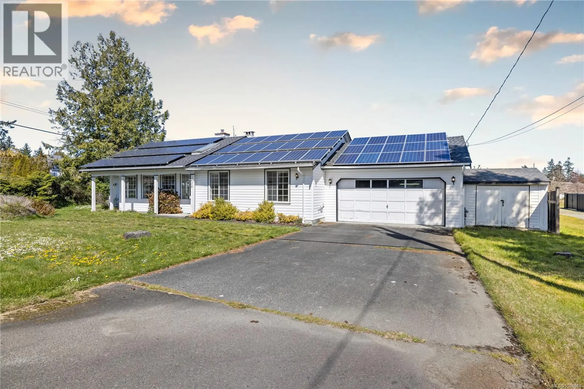 Property at 625 Forsyth Ave, Parksville, BC