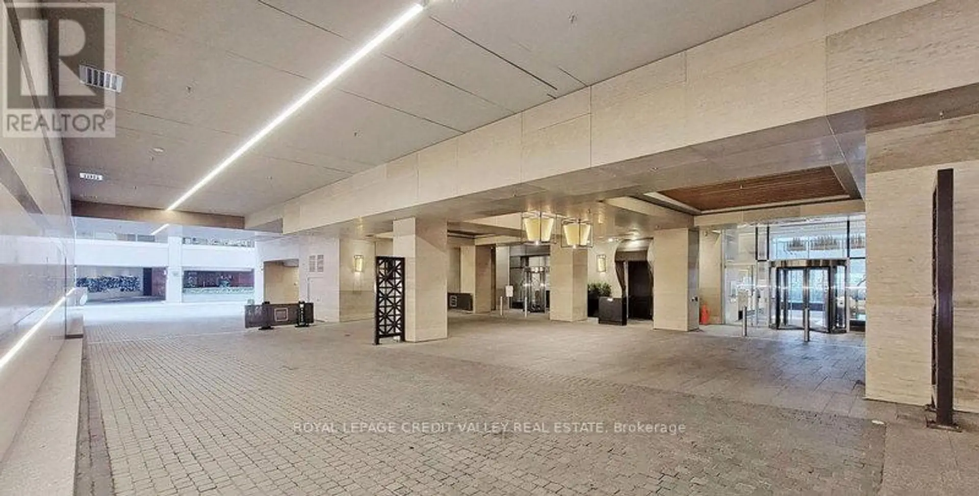 #1806 188 CUMBERLAND STREET - Image 3