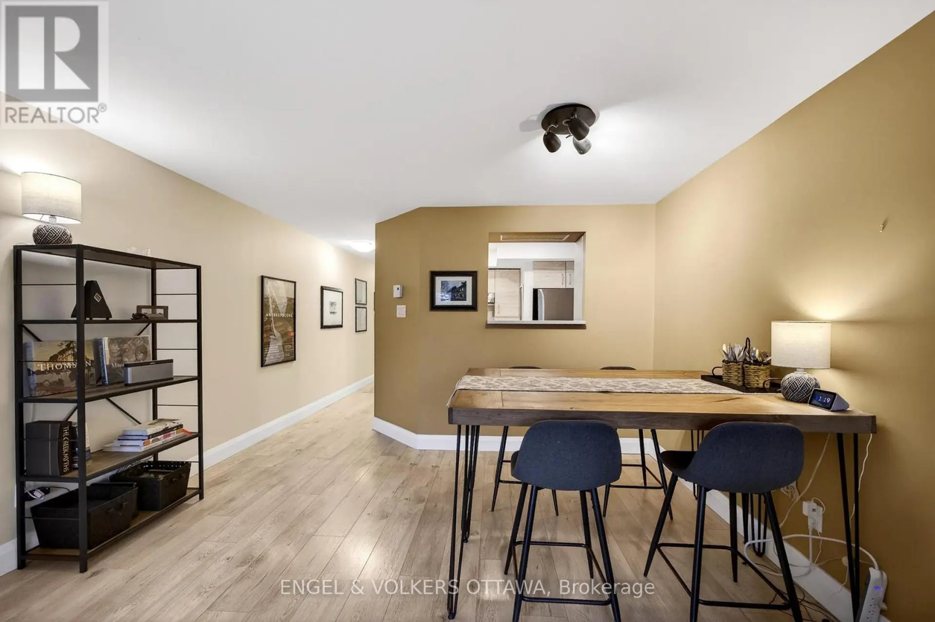 #B 35 ROBINSON AVENUE - Image 6