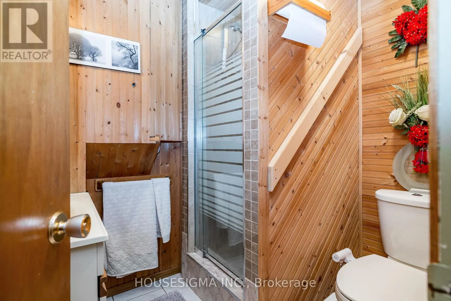 994 CHARLTON DRIVE - Image 15
