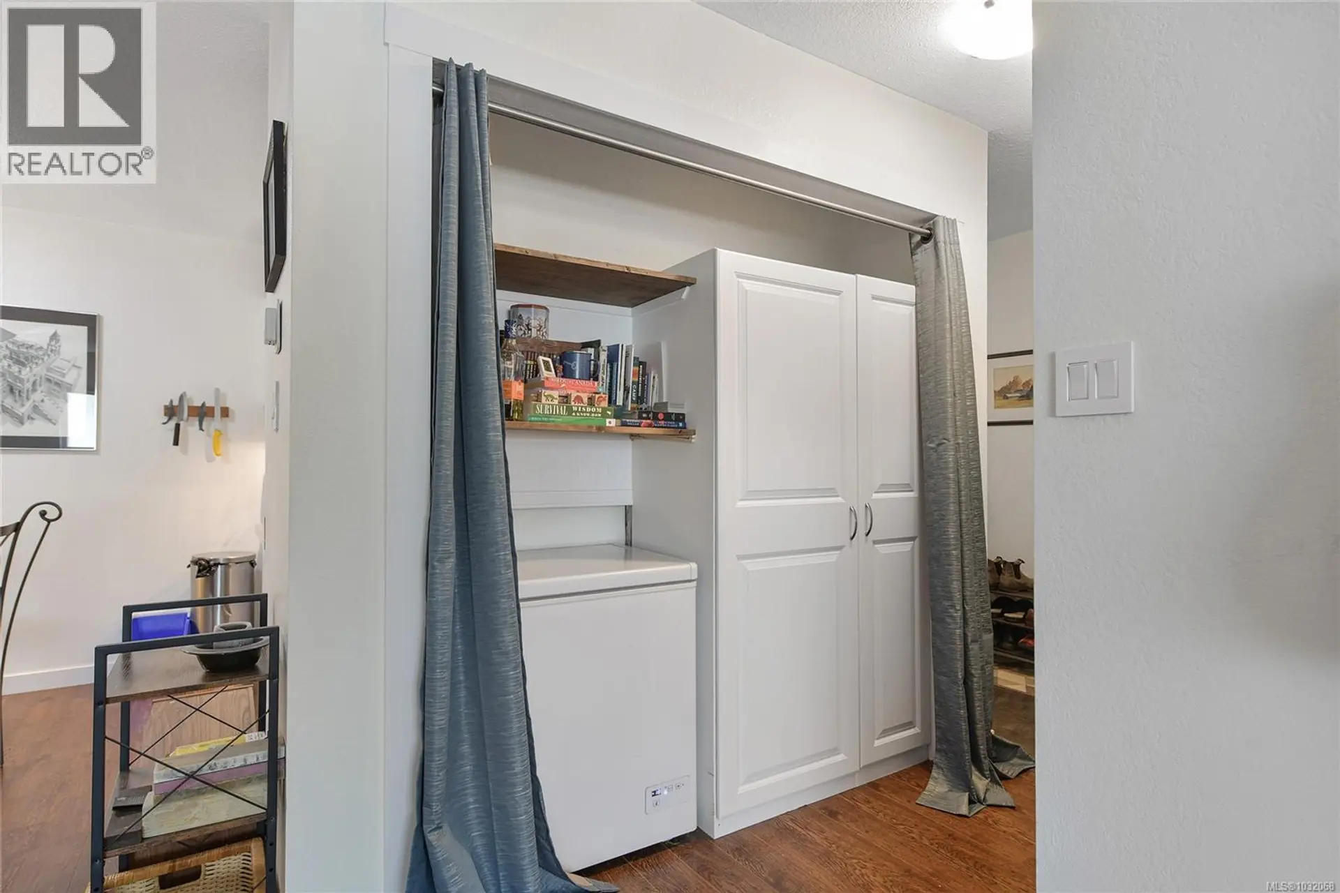 Property at #7 848 ESQUIMALT RD, Esquimalt, BC