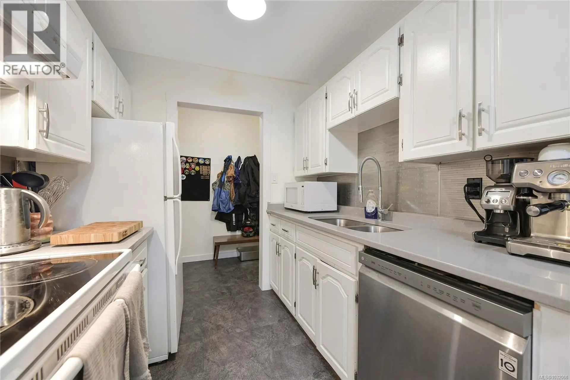 Property at #7 848 ESQUIMALT RD, Esquimalt, BC