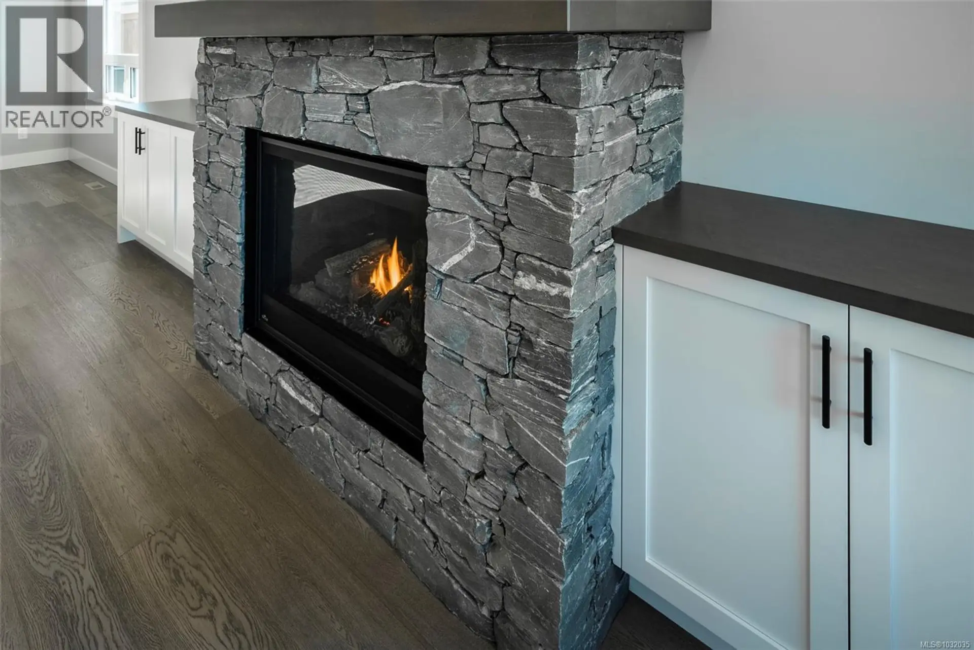 Property at 860 MARINER WAY, Parksville, BC