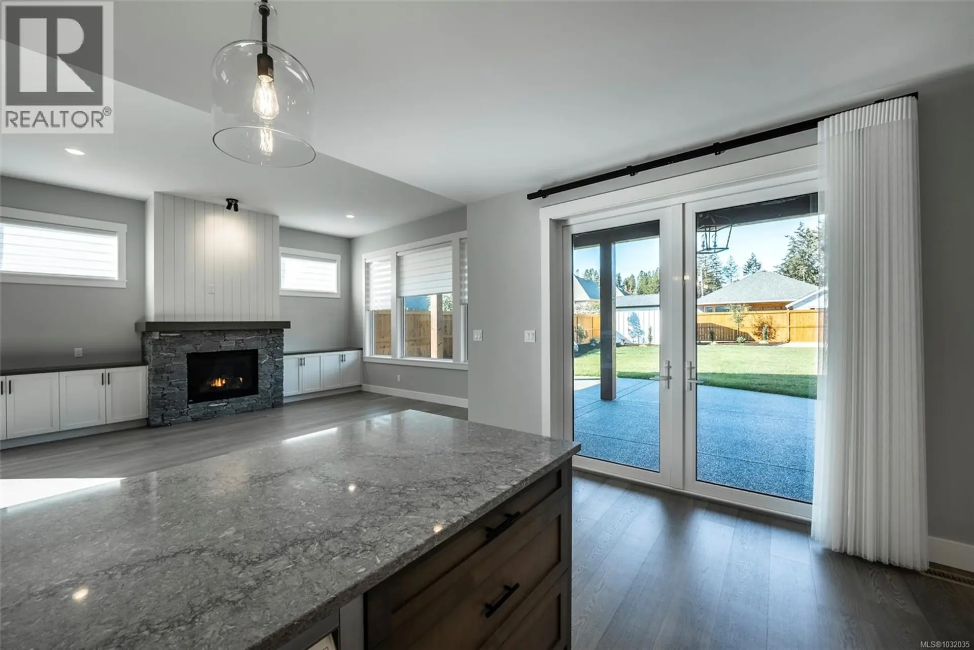 Property at 860 MARINER WAY, Parksville, BC