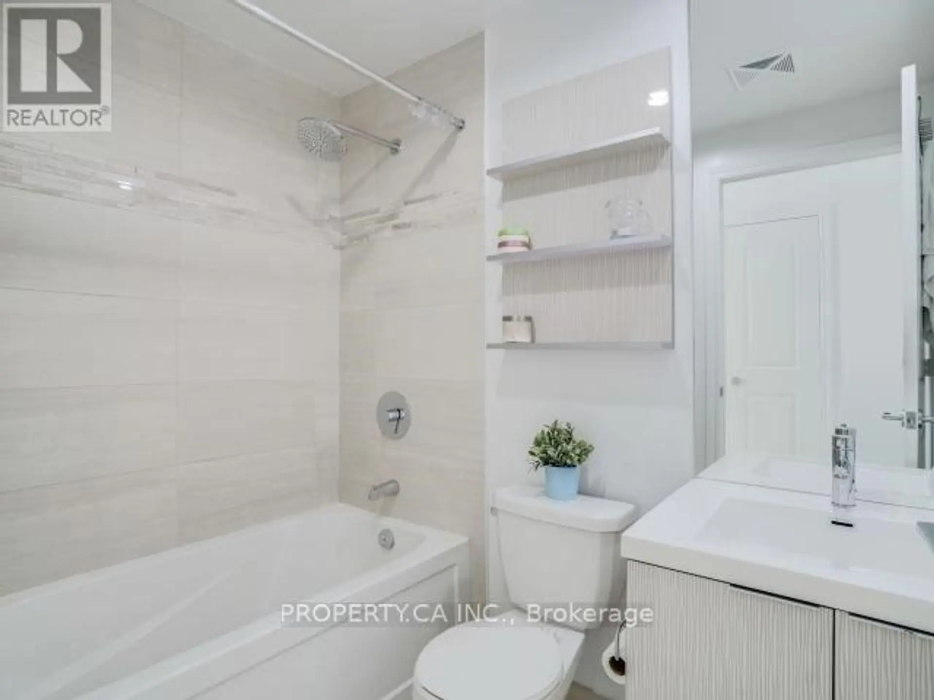 #WL08 80 MARINE PARADE DRIVE - Image 12