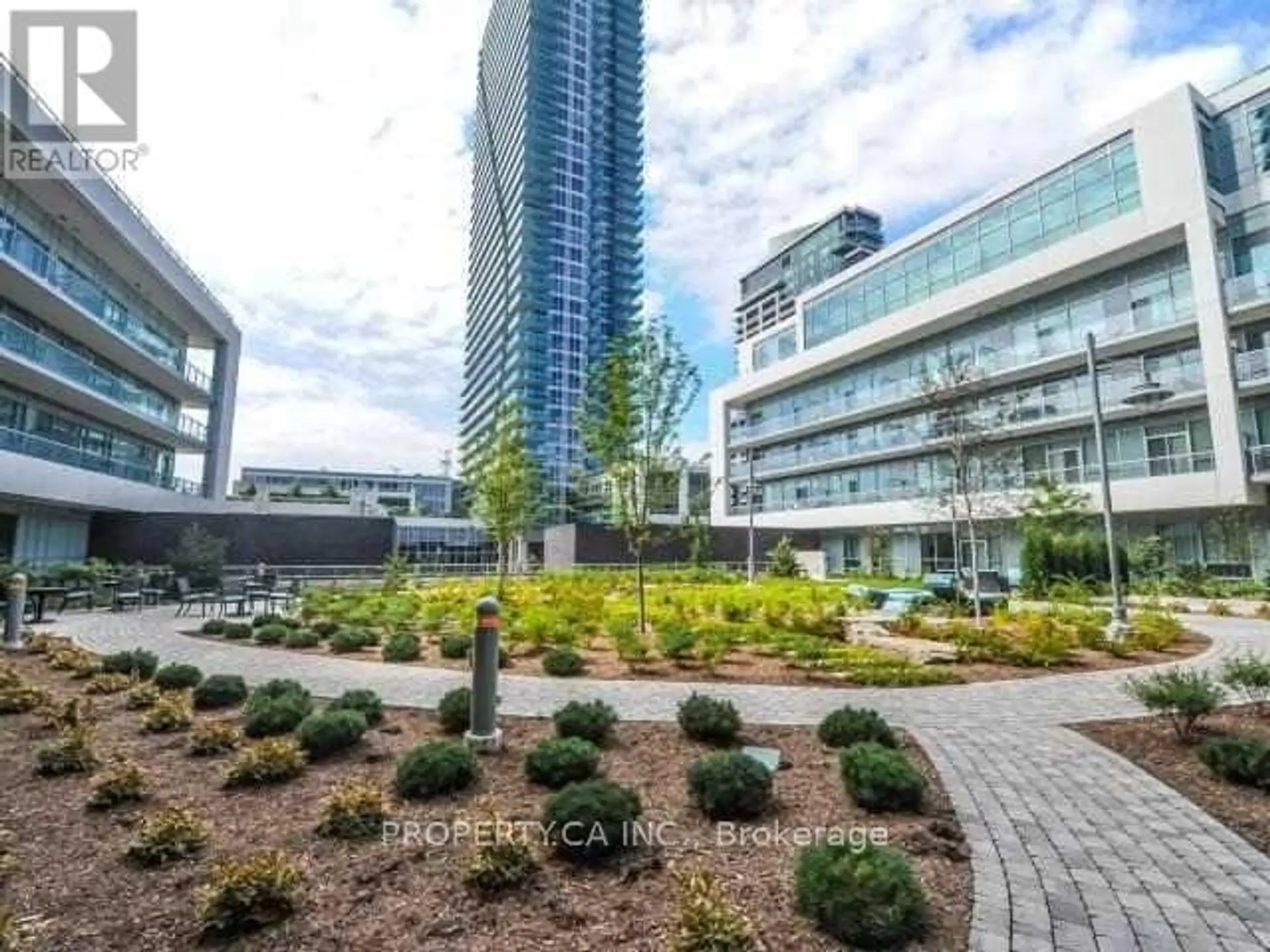 #WL08 80 MARINE PARADE DRIVE - Image 19