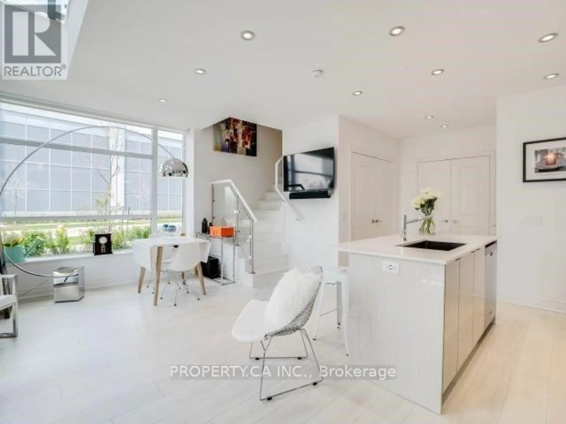 #WL08 80 MARINE PARADE DRIVE - Image 3
