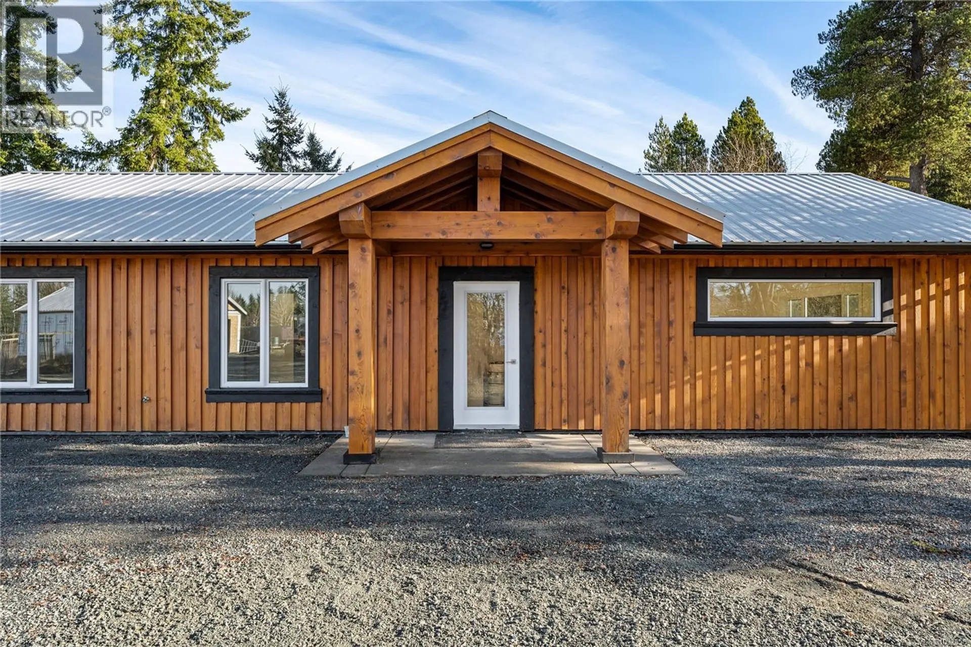 Property at 3365 Ponderosa Way, Qualicum Beach, BC