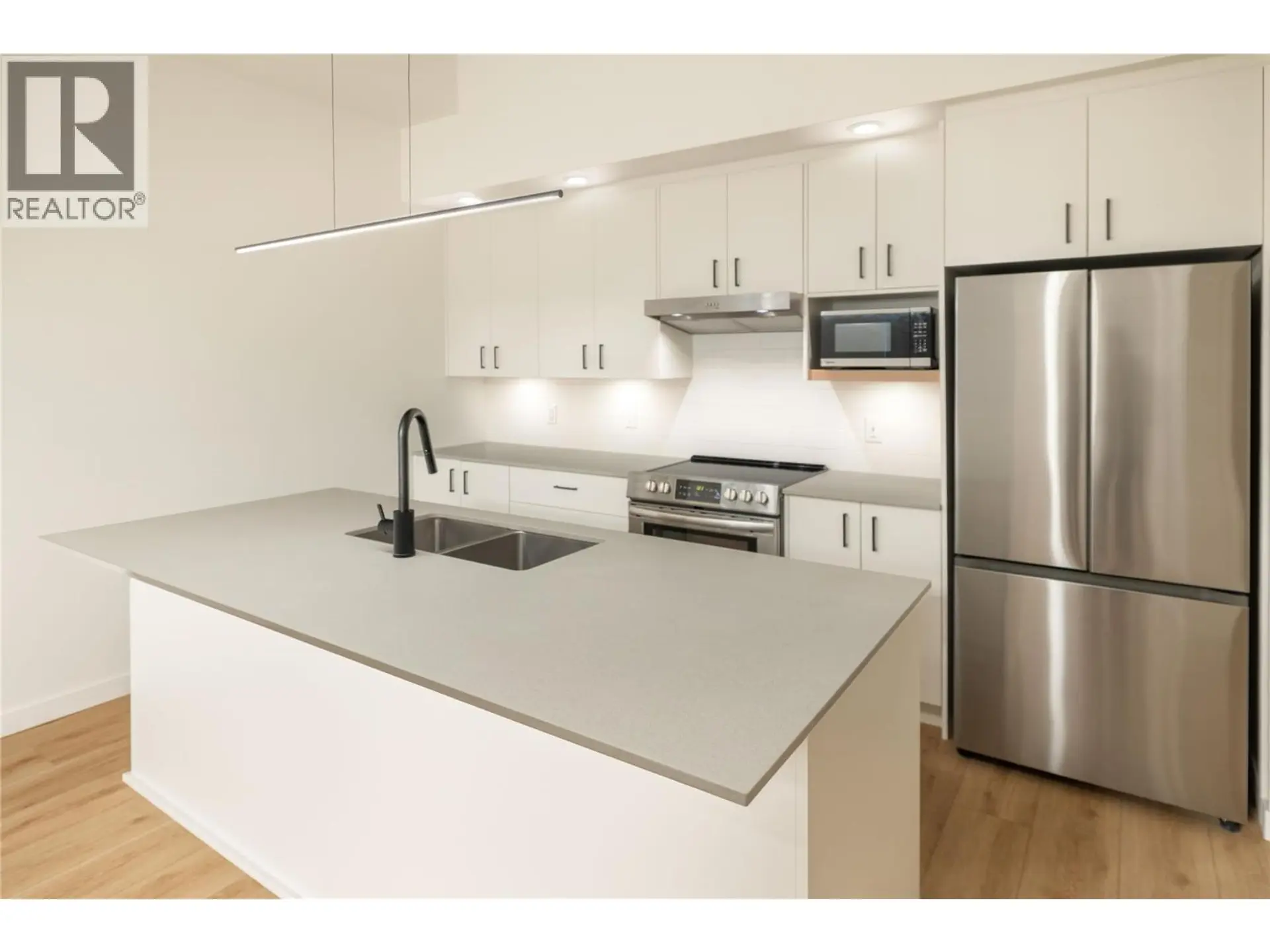 Property at #105 660 CAWSTON AVENUE, Kelowna, BC