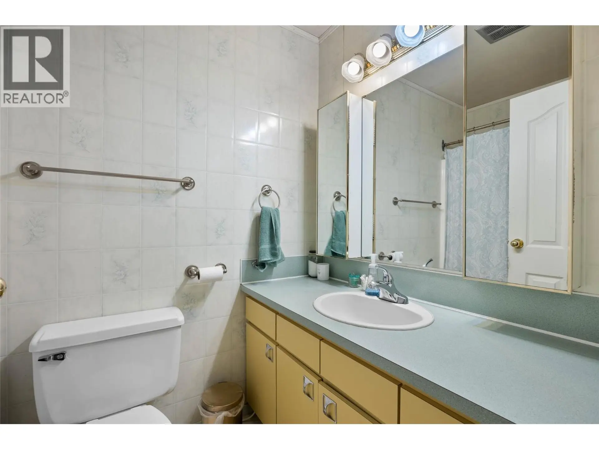 Property at #21 250 PEMBERTON TERRACE, Kamloops, BC