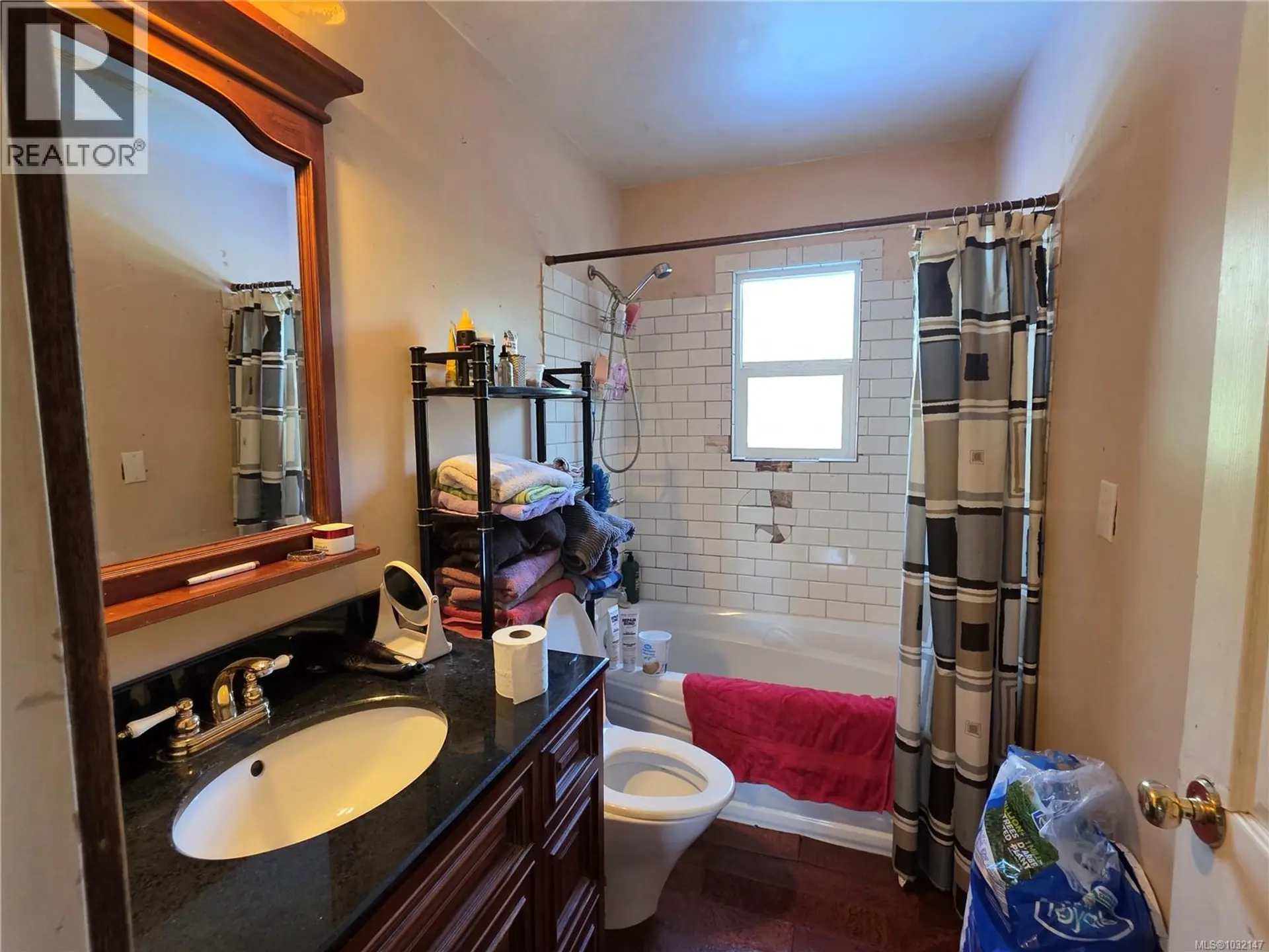 Property at 4027 STEEDE AVE, Port Alberni, BC