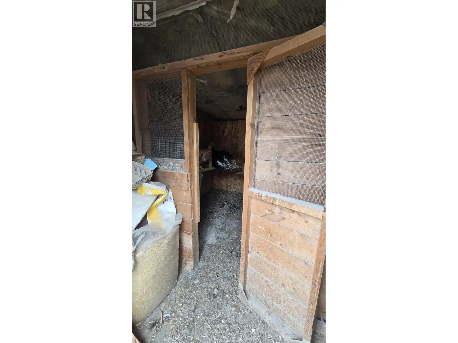 Property at 6534 HORSE LAKE FOREST SERVICE ROAD, 100 Mile House, BC