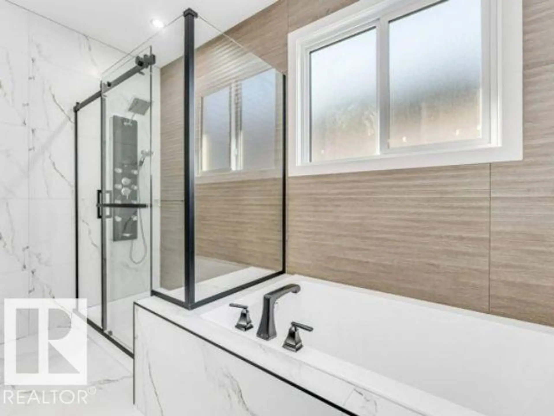 6710 176A AV NW - Image 12
