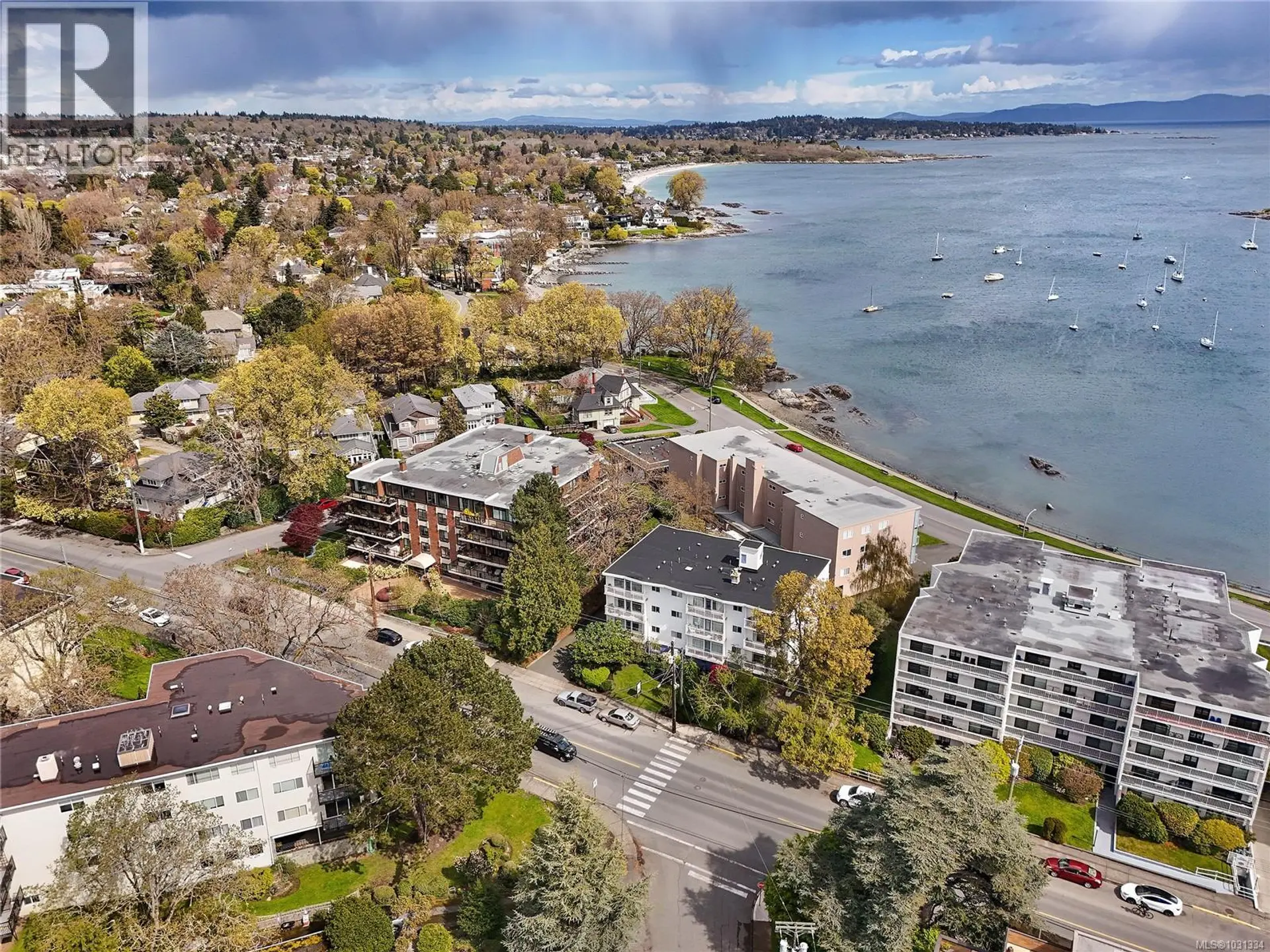 Property at #102 1400 Newport Ave, Oak Bay, BC