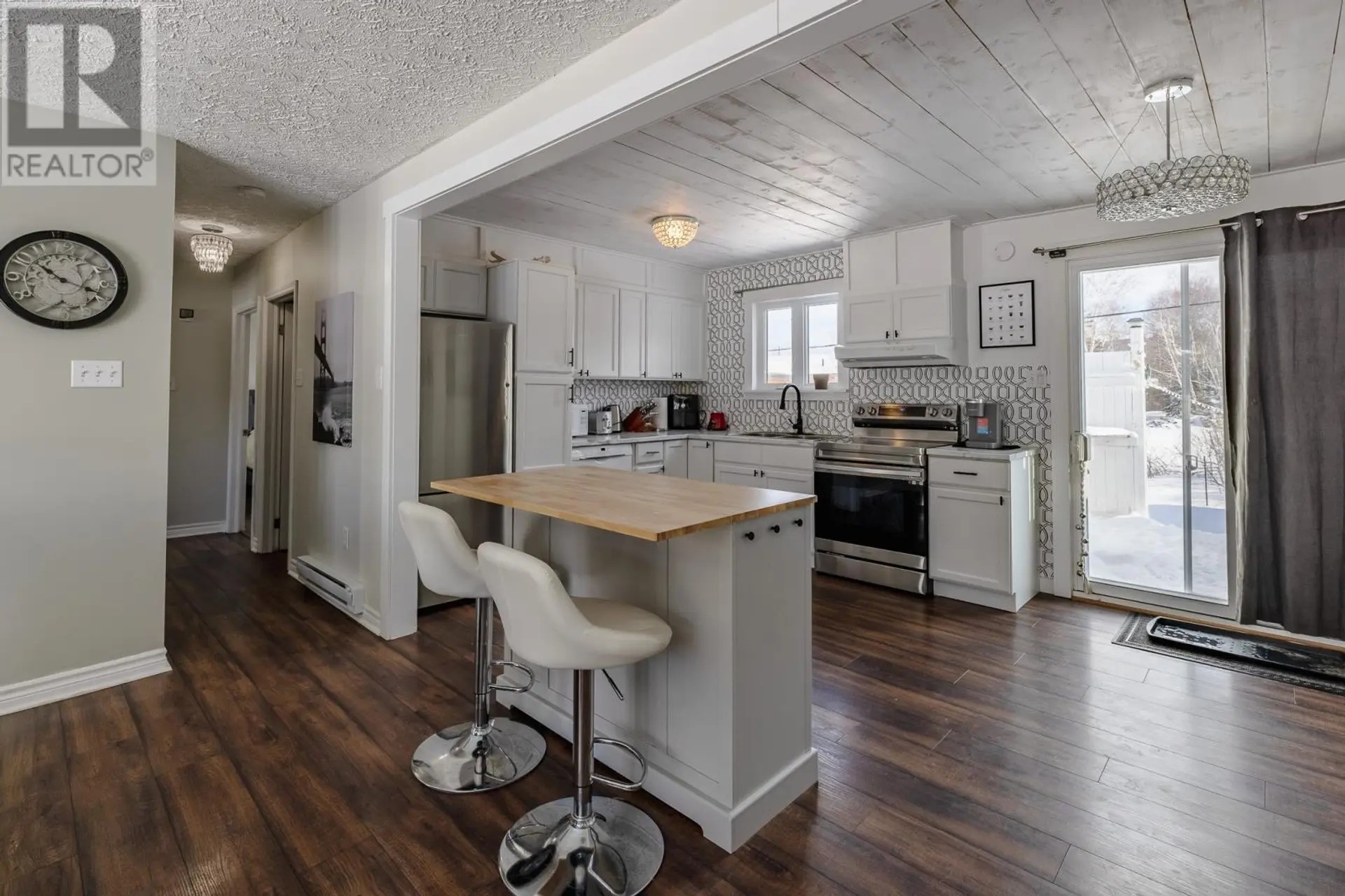 Property at 17 BISHOP AVENUE, Pasadena, NL