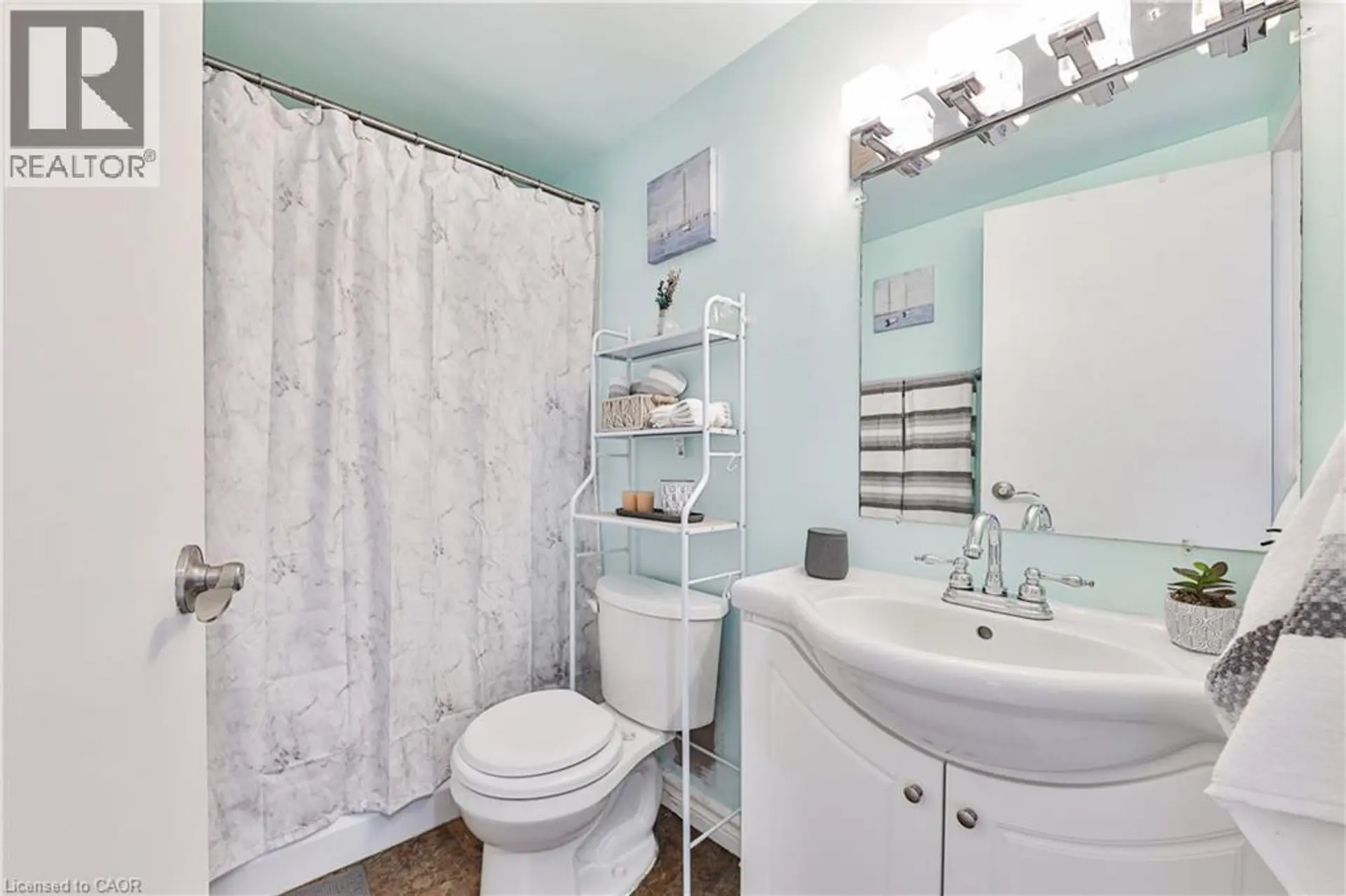 #411 29 WEST Avenue - Image 11