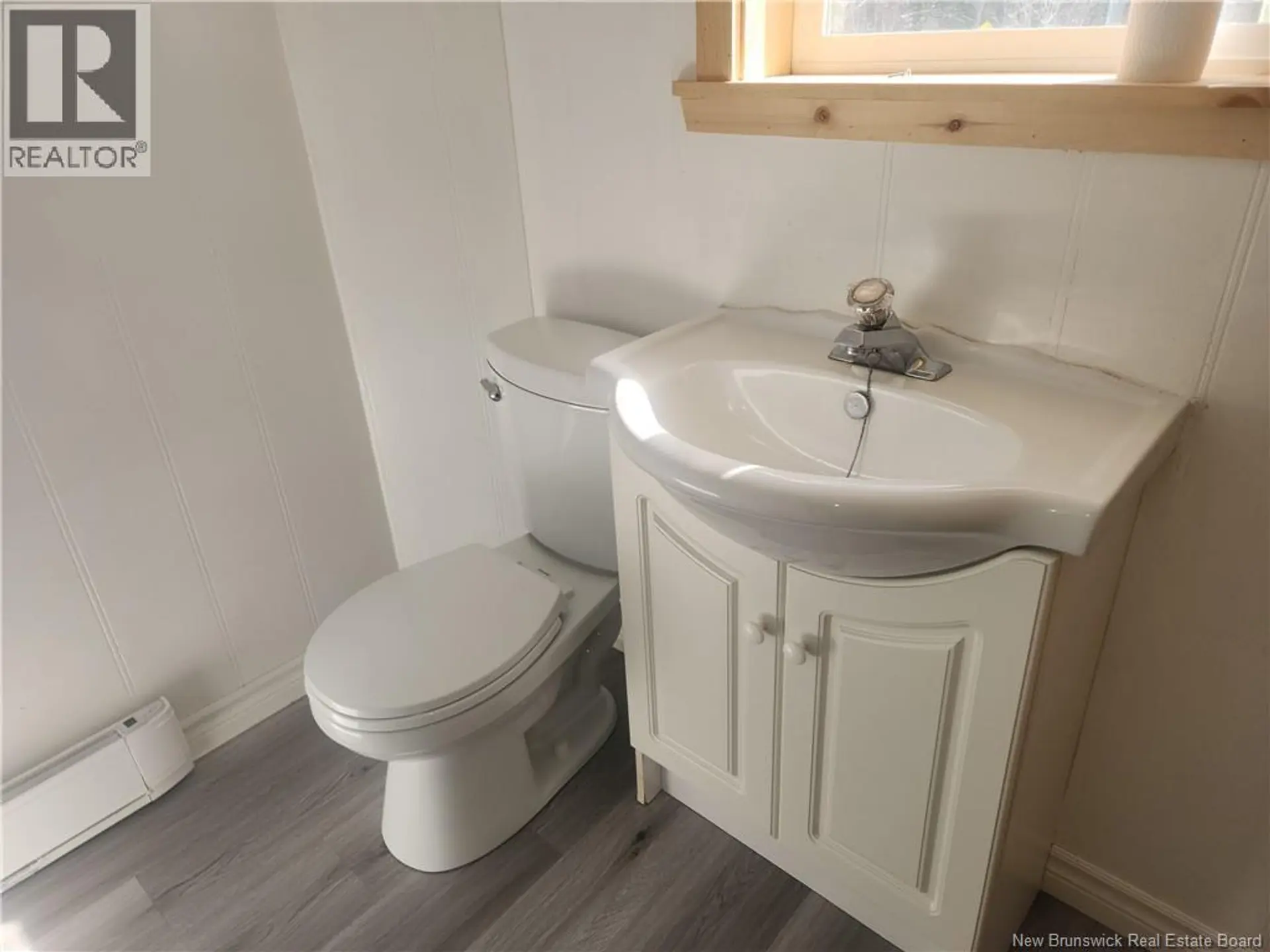 34 SCOUT STREET - Image 8