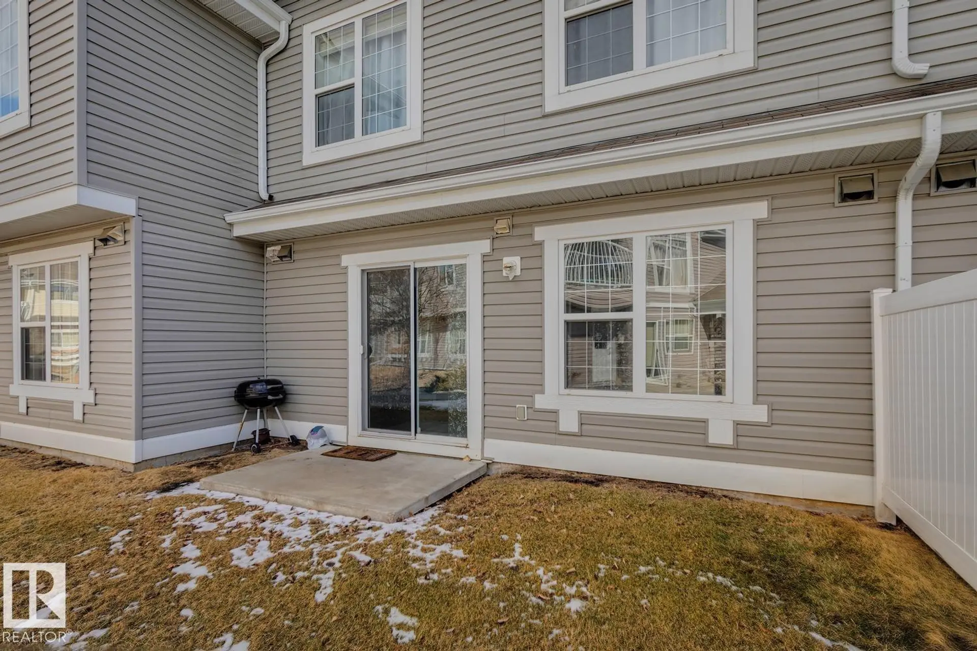 #52 150 EDWARDS DR SW - Image 18