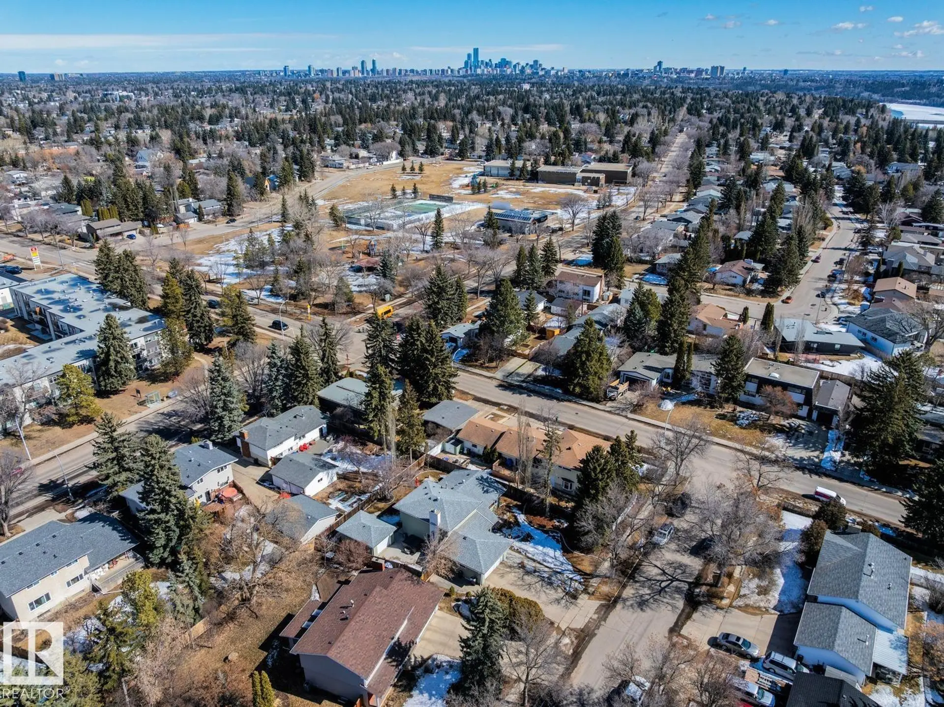 #52 150 EDWARDS DR SW - Image 20