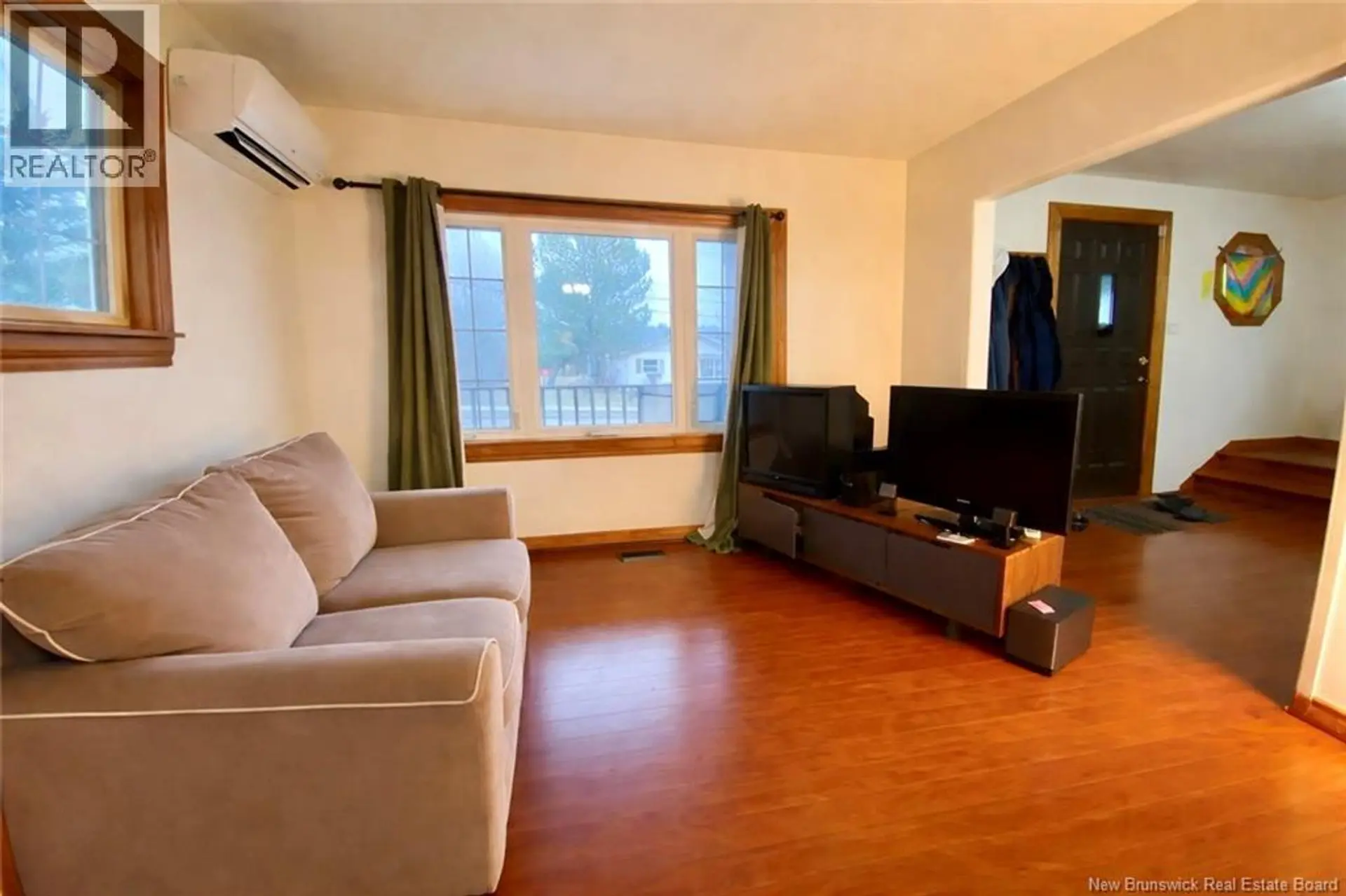 25 Lorette - Image 3