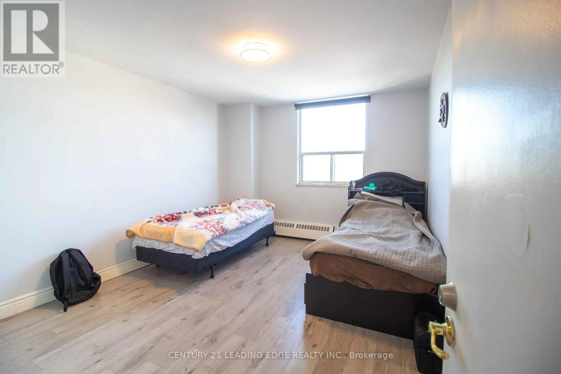 #703 80 GRANDRAVINE DRIVE - Image 13