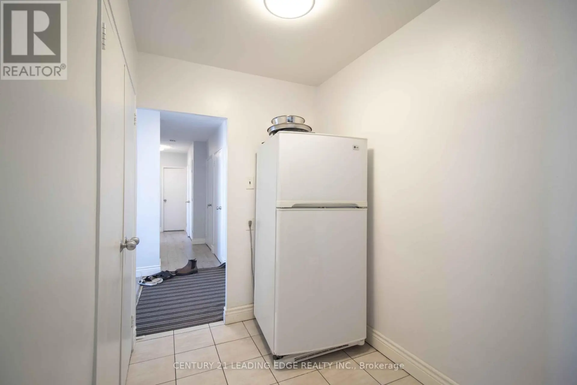 #703 80 GRANDRAVINE DRIVE - Image 9