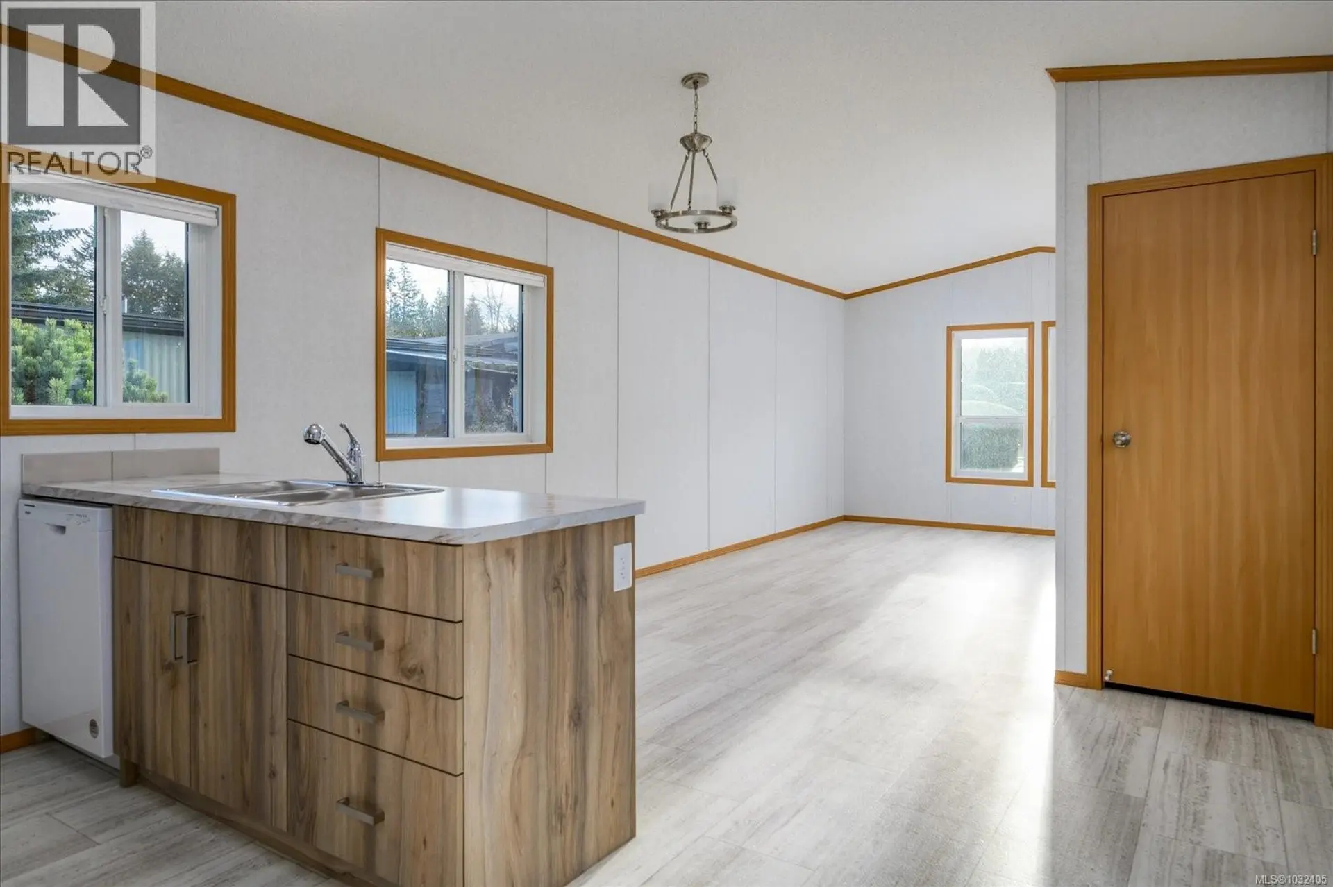 Property at #21 6820 Parklands Pl, Lantzville, BC