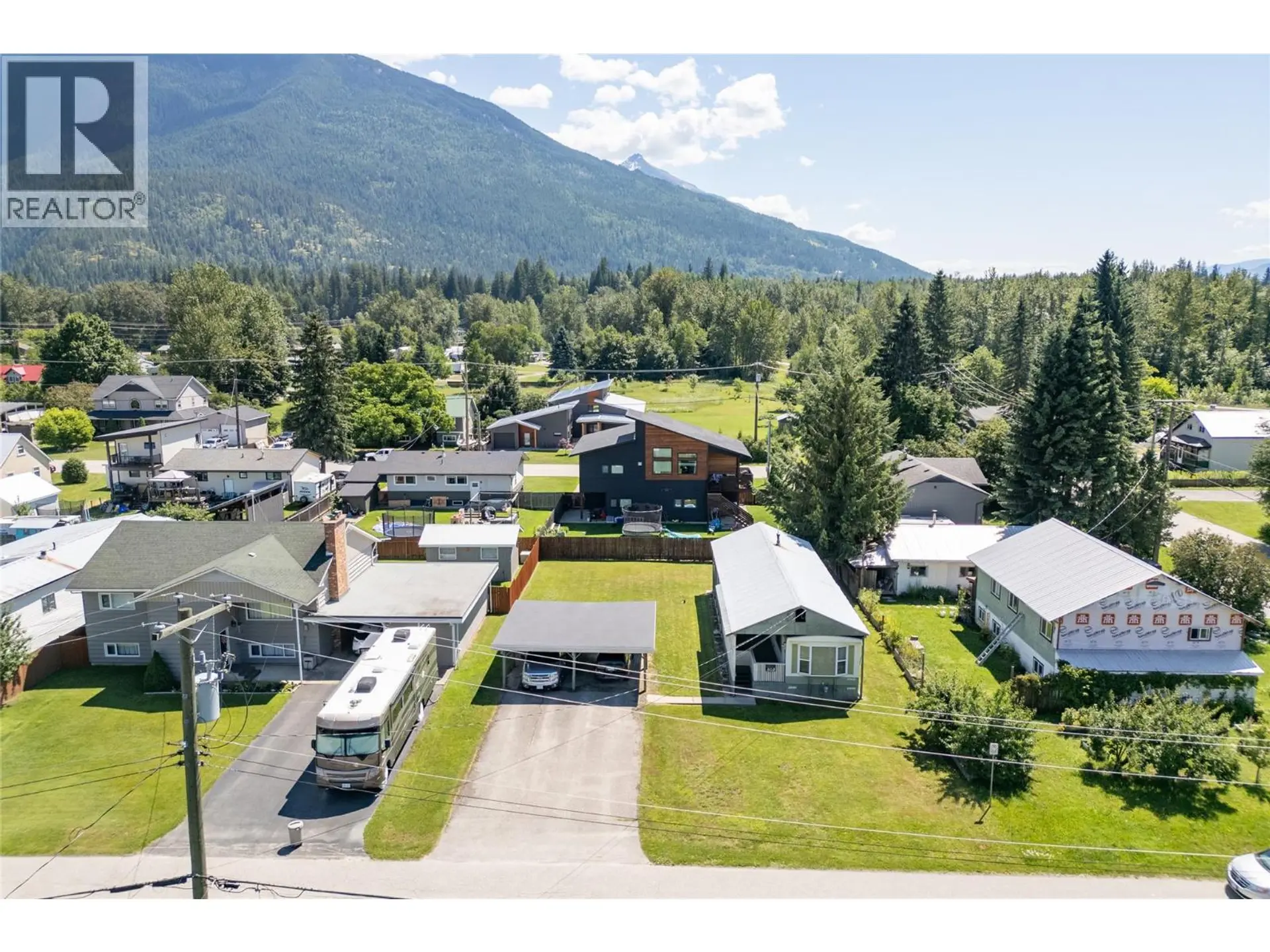 Property at 802 Center Street, Revelstoke, BC