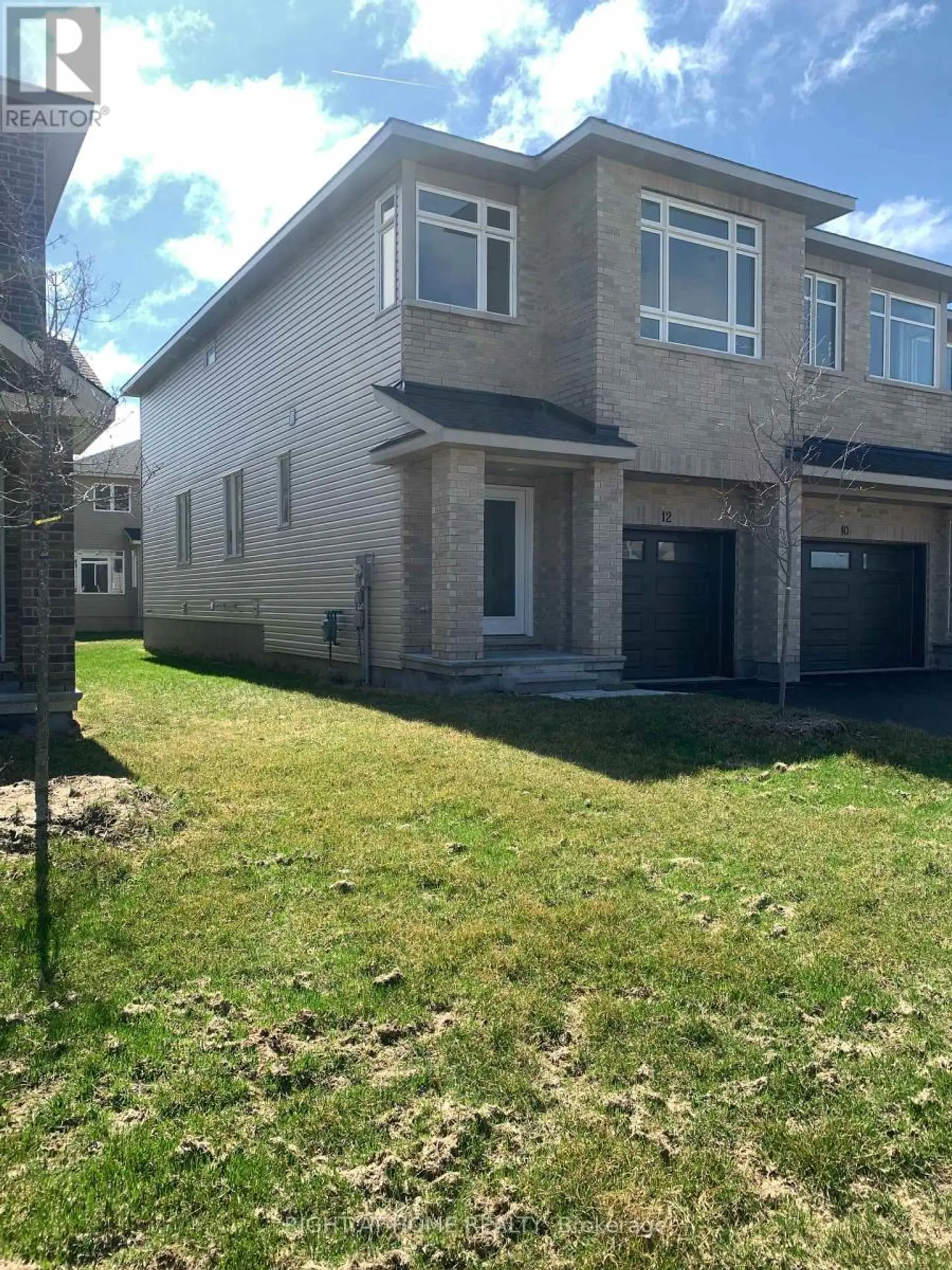12 WYLIE WAY - Image 2