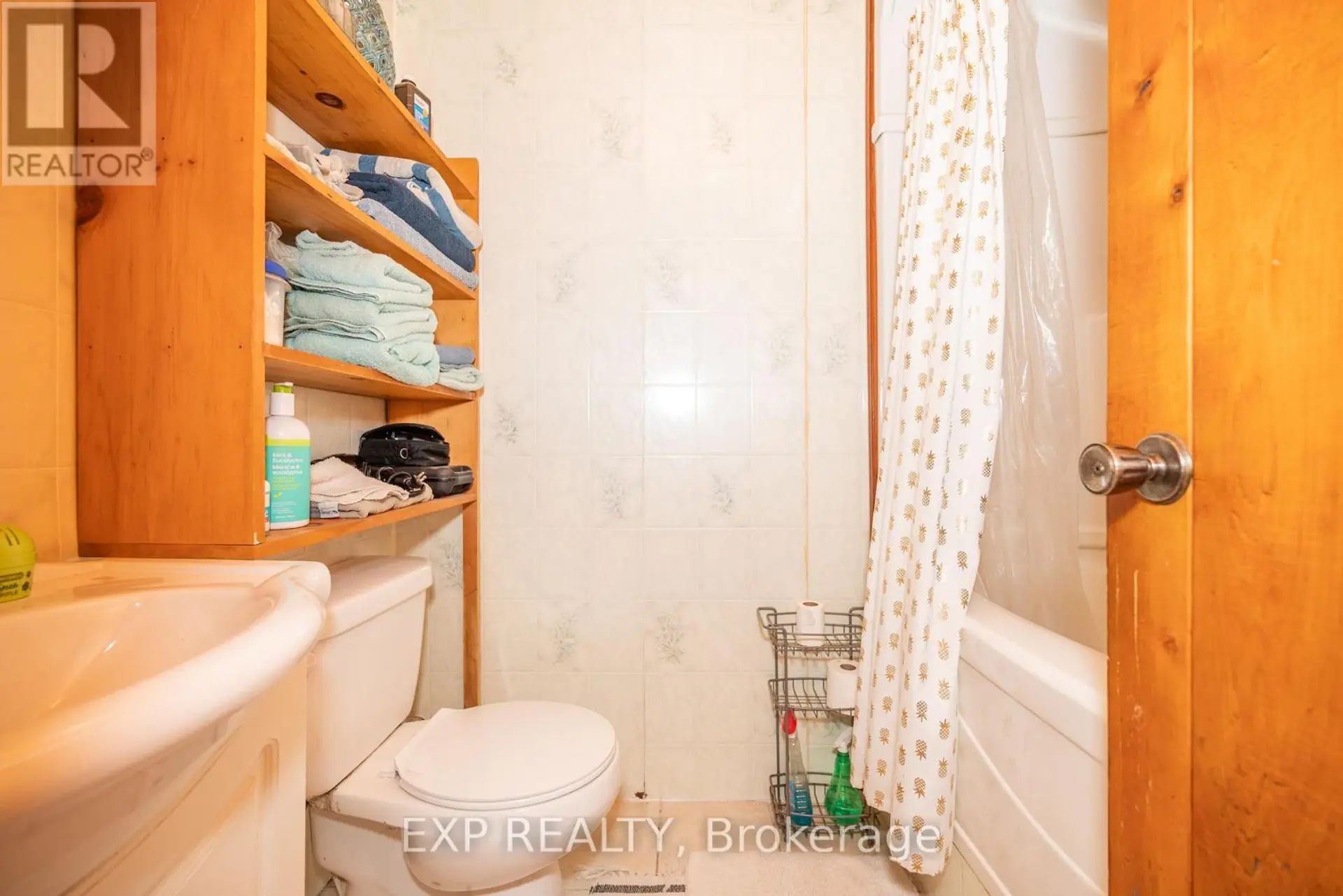 1197 LOWER SPRUCE HEDGE ROAD - Image 14