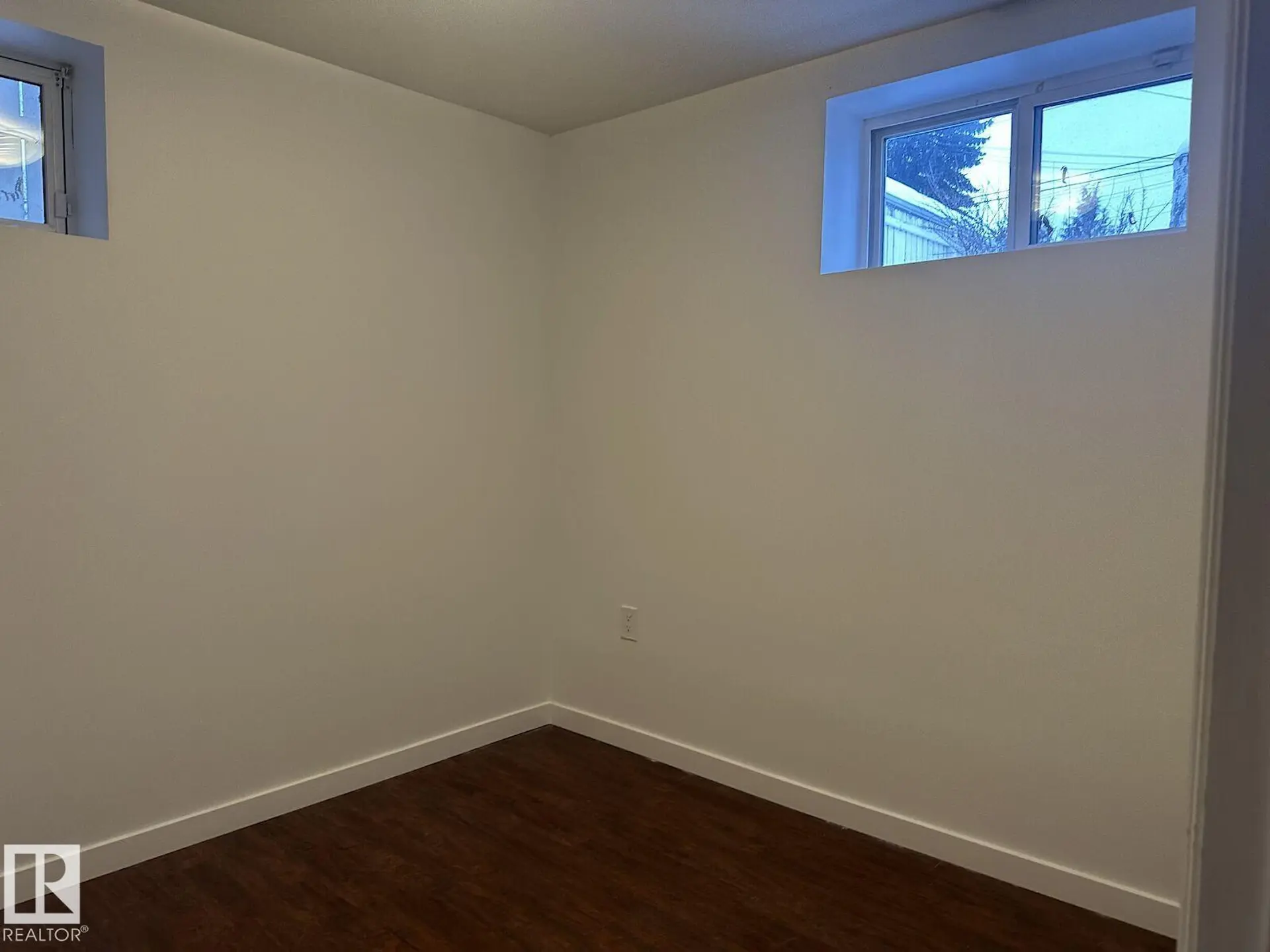7921 97 AV NW - Image 13