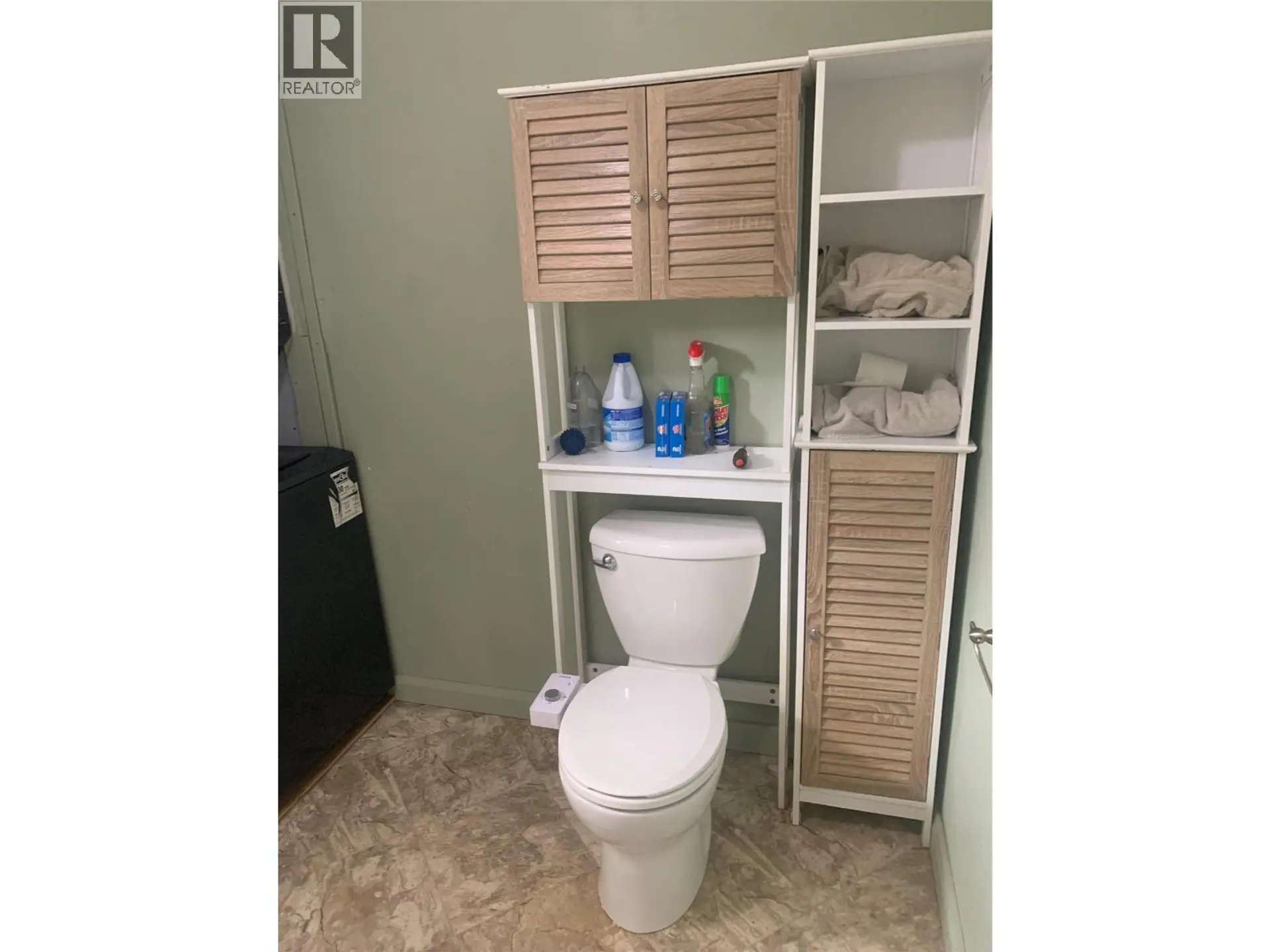 Property at 572 6 Highway, Nakusp, BC