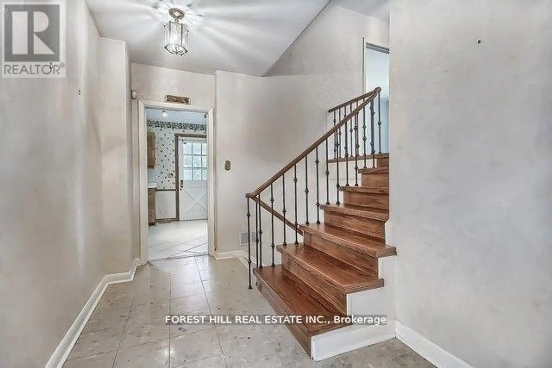 73 RIVERSIDE BOULEVARD - Image 10