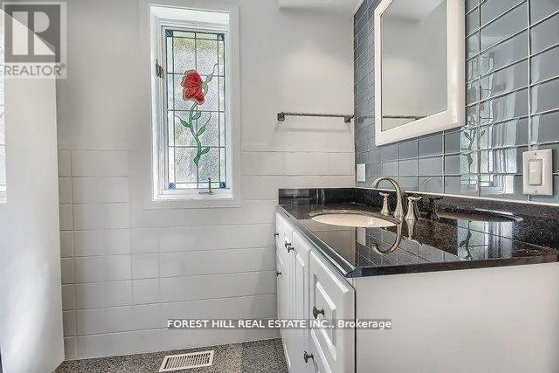 73 RIVERSIDE BOULEVARD - Image 14