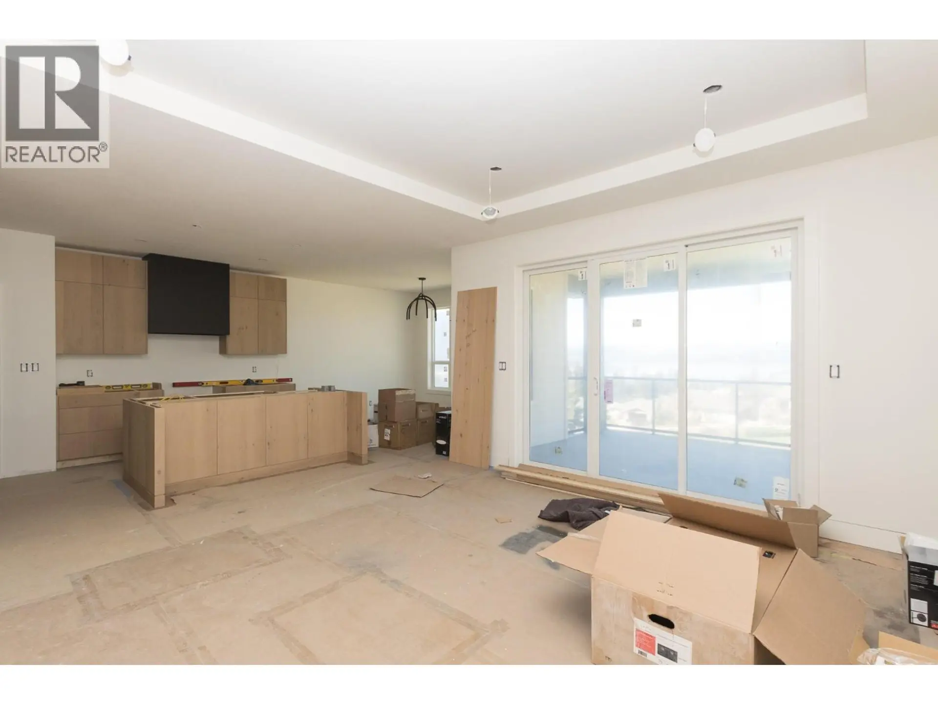 Property at 1121 16 AVENUE SE, Salmon Arm, BC