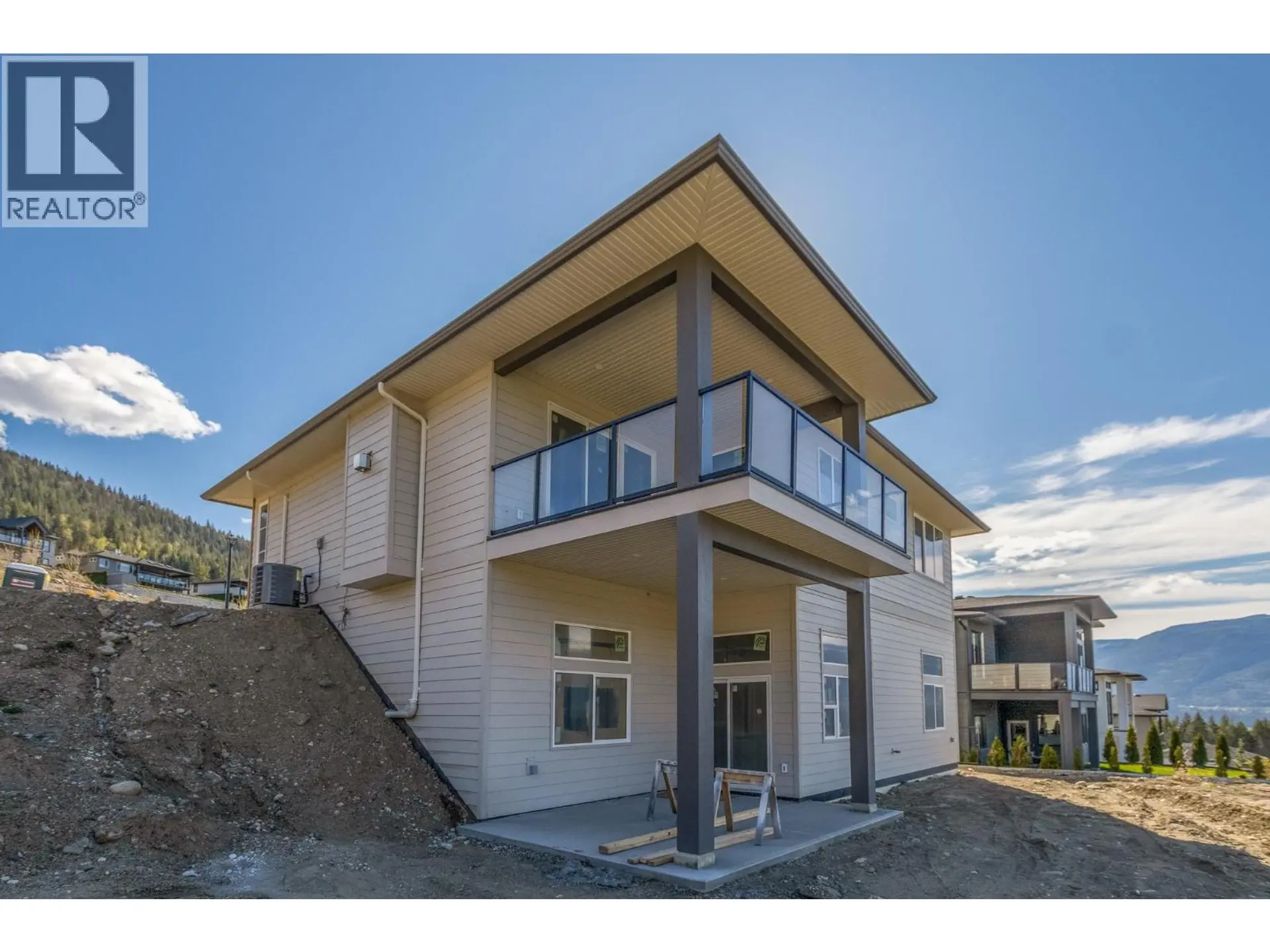 Property at 1121 16 AVENUE SE, Salmon Arm, BC