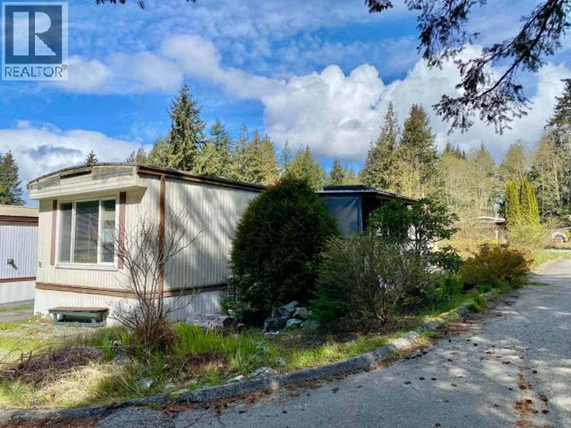 Property at 35-6271 MCANDREW AVE, Powell River, BC