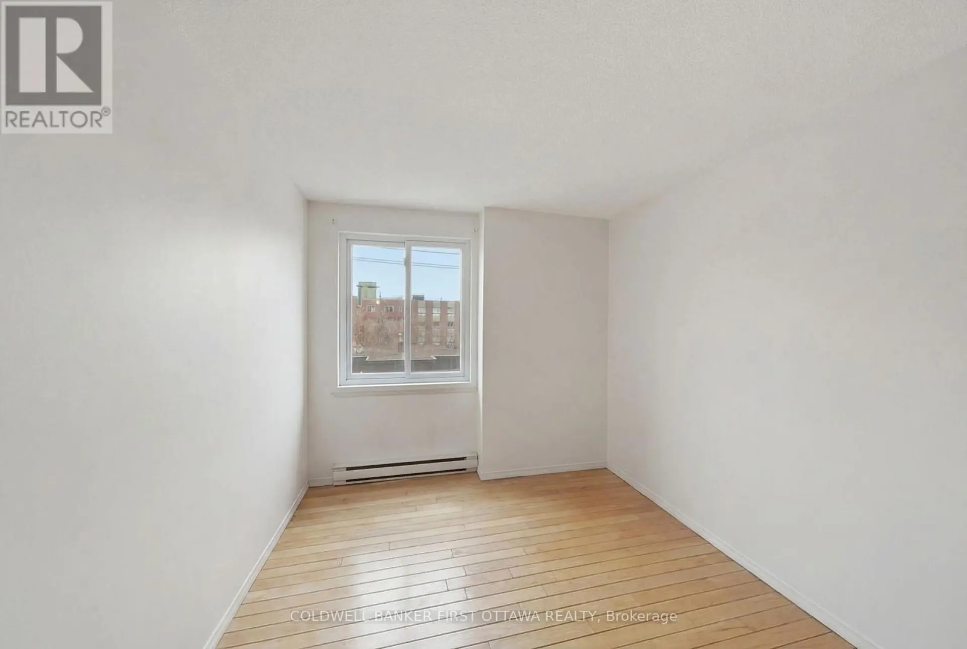 #402 222 GUIGUES AVENUE - Image 14