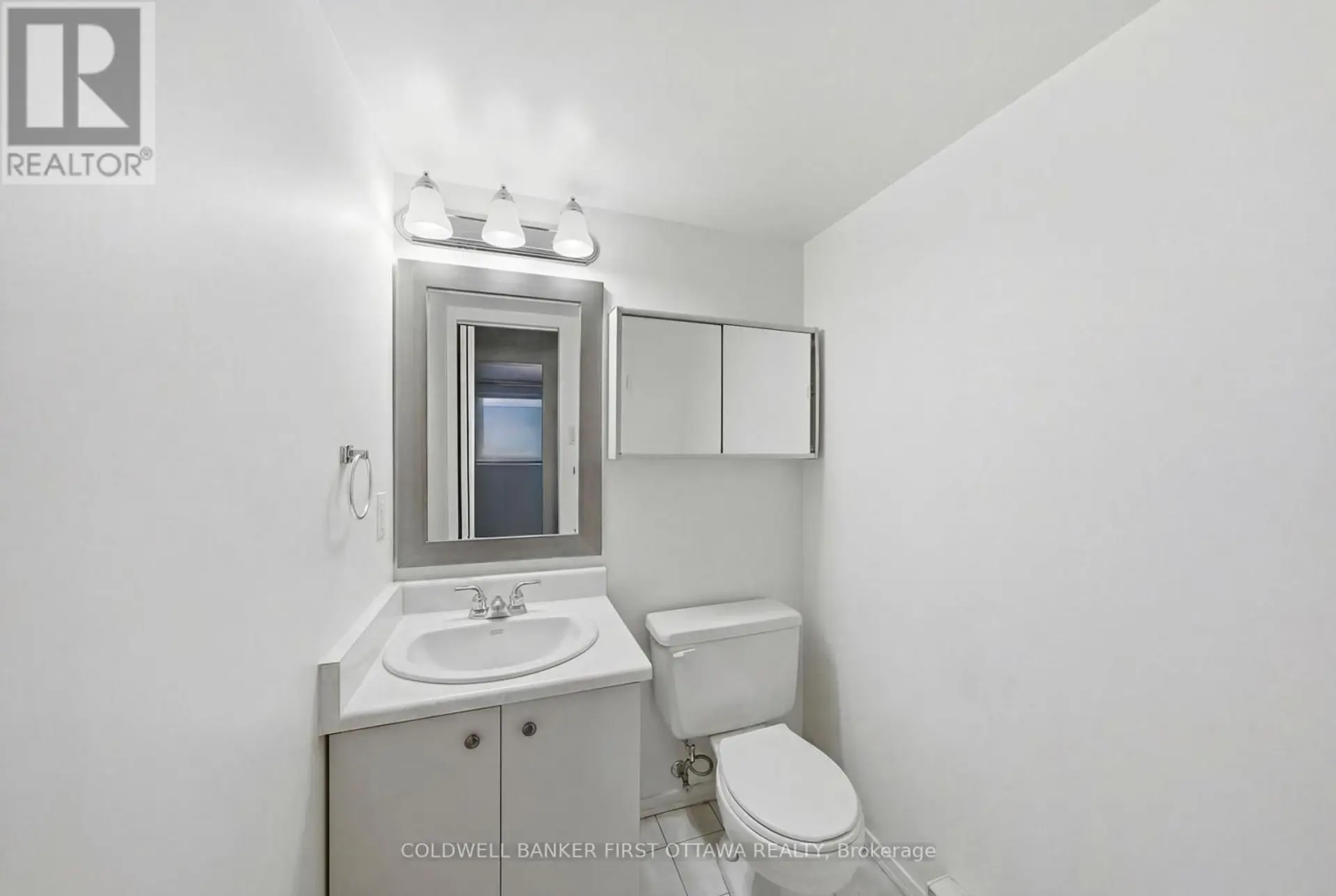#402 222 GUIGUES AVENUE - Image 15