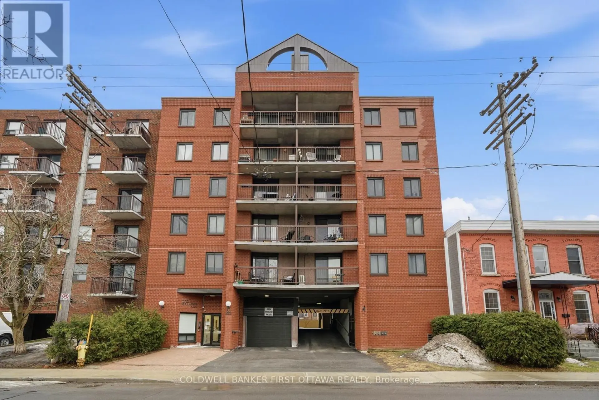 #402 222 GUIGUES AVENUE - Image 2